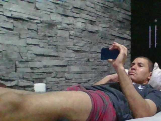 Sexylatin64