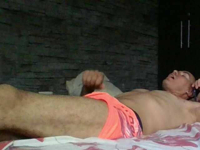 Sexylatin64