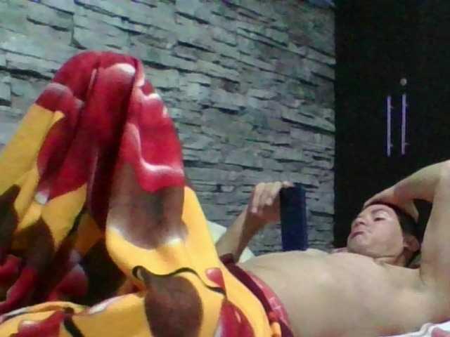 Sexylatin64