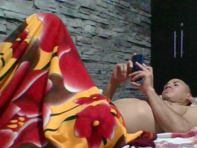 Sexylatin64