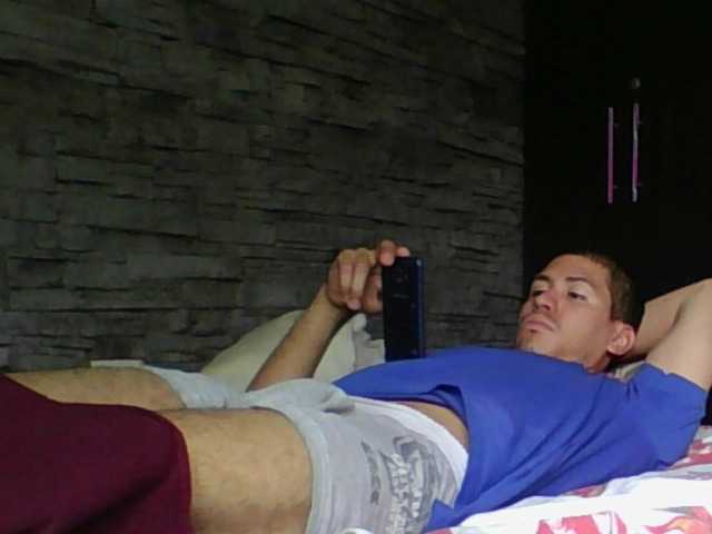 Sexylatin64