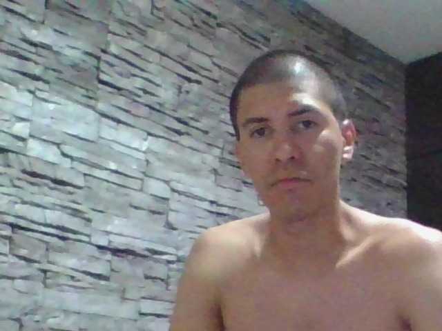 Sexylatin64