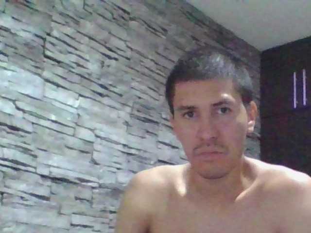 Sexylatin64