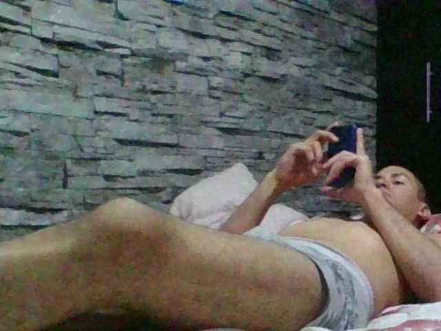 Sexylatin64