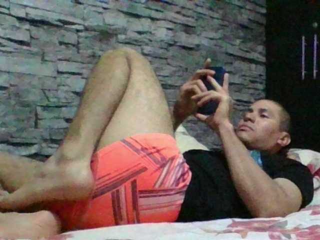 Sexylatin64