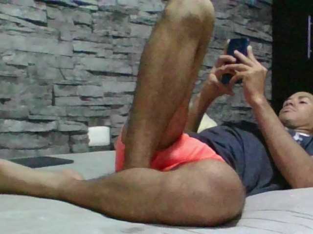 Sexylatin64