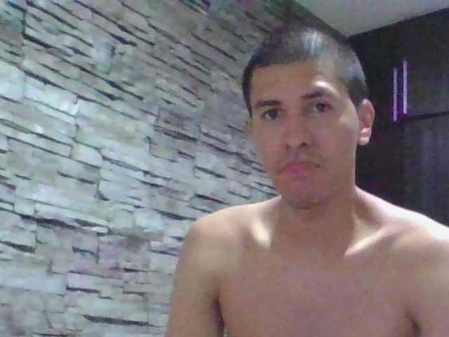Sexylatin64