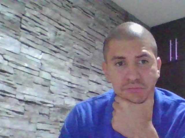 Sexylatin64