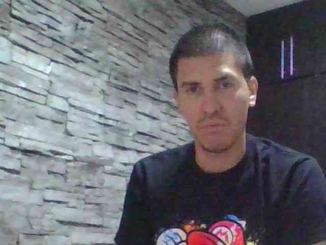 Sexylatin64
