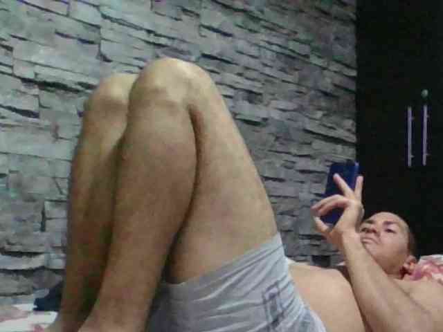 Sexylatin64
