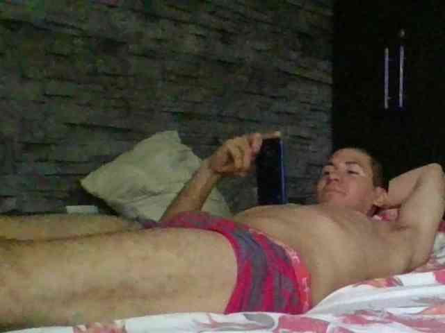 Sexylatin64
