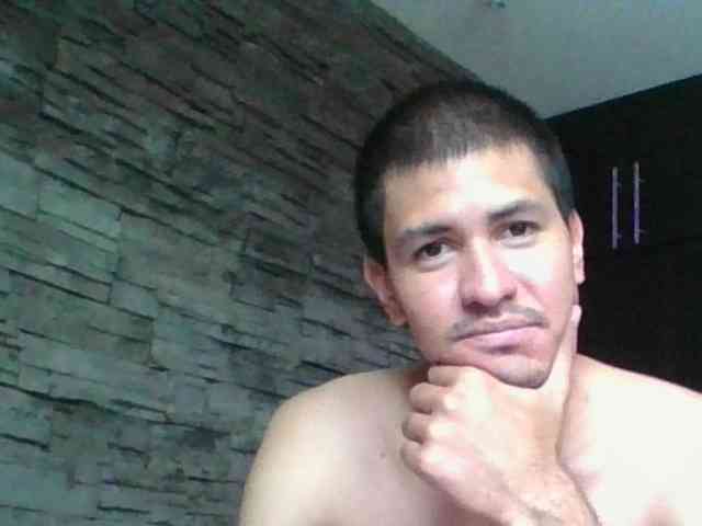 Sexylatin64