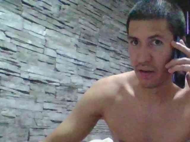 Sexylatin64