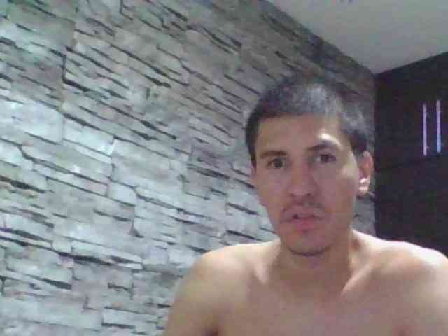 Sexylatin64