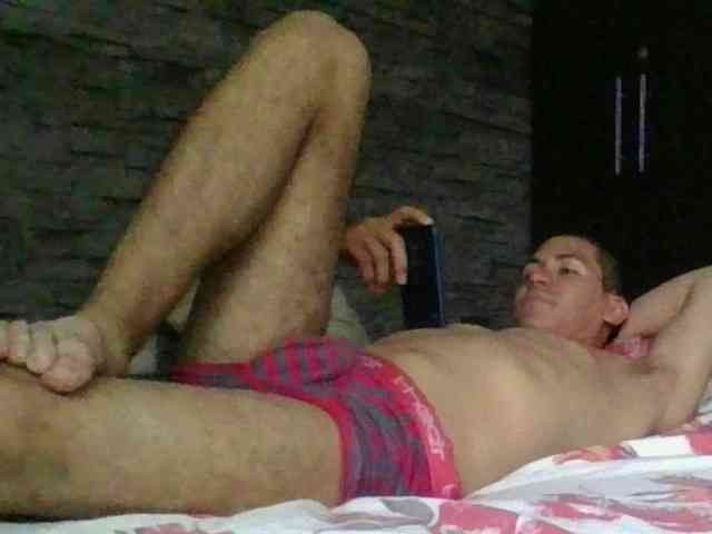 Sexylatin64