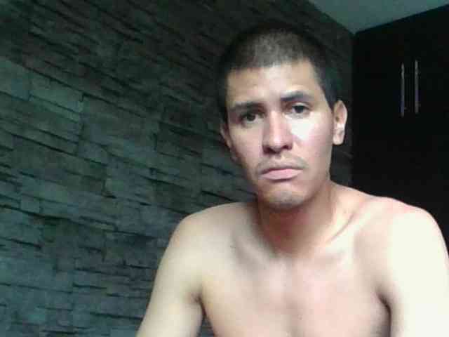 Sexylatin64