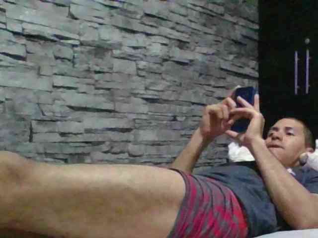 Sexylatin64