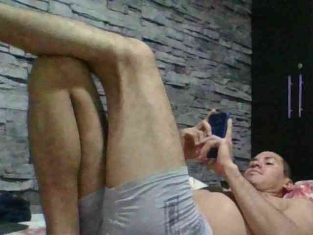 Sexylatin64