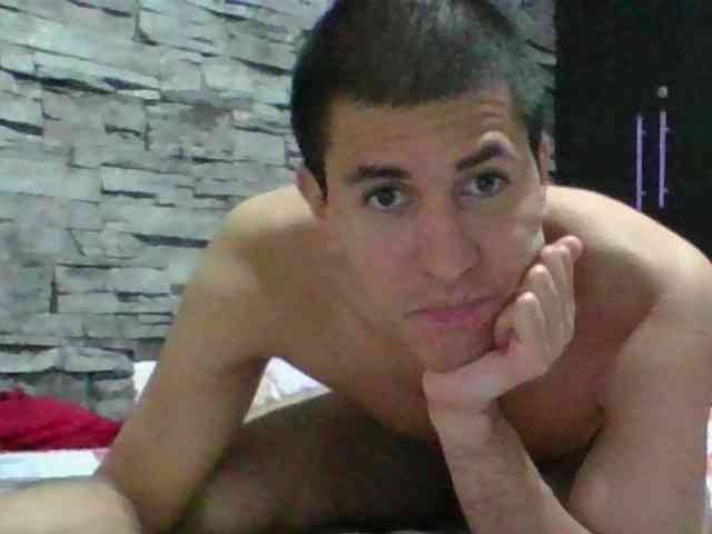 Sexylatin64