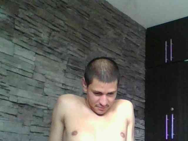 Sexylatin64