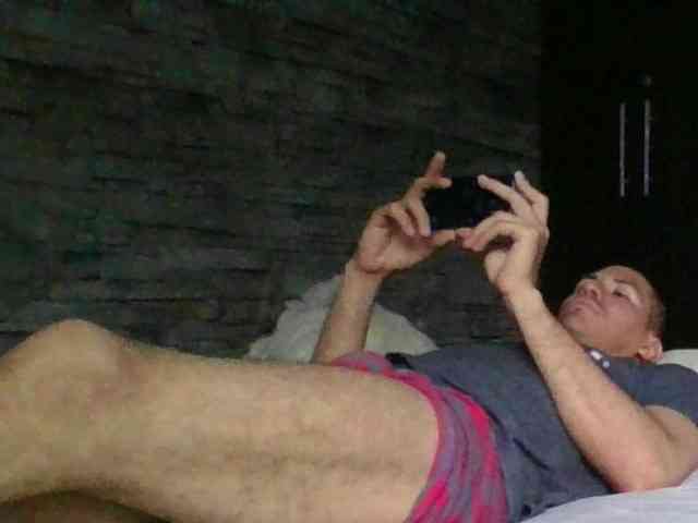 Sexylatin64