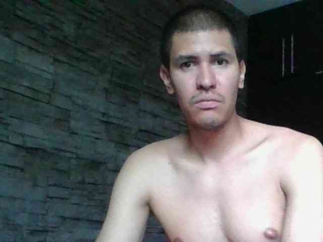 Sexylatin64