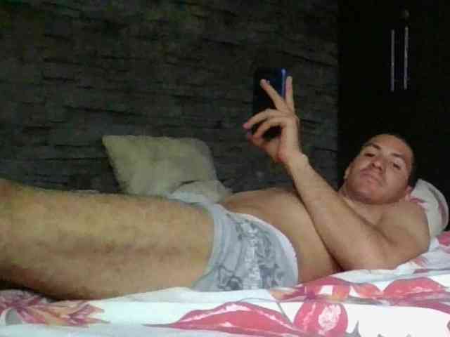Sexylatin64