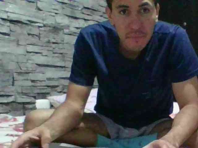 Sexylatin64
