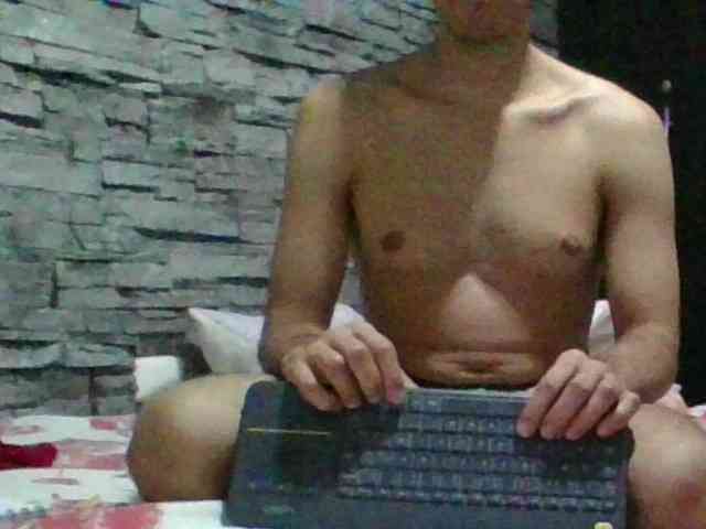 Sexylatin64