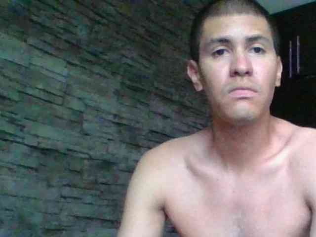 Sexylatin64