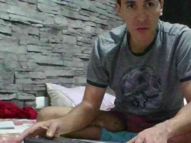 Sexylatin64