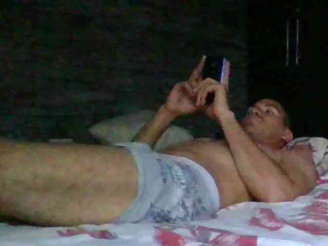 Sexylatin64