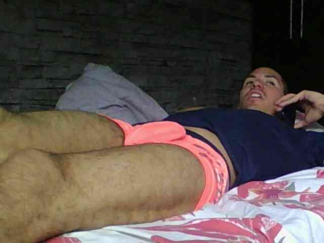 Sexylatin64