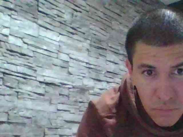 Sexylatin64