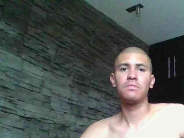 Sexylatin64