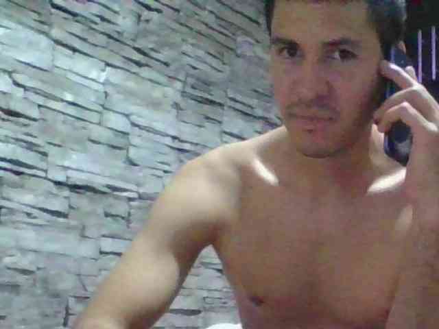Sexylatin64