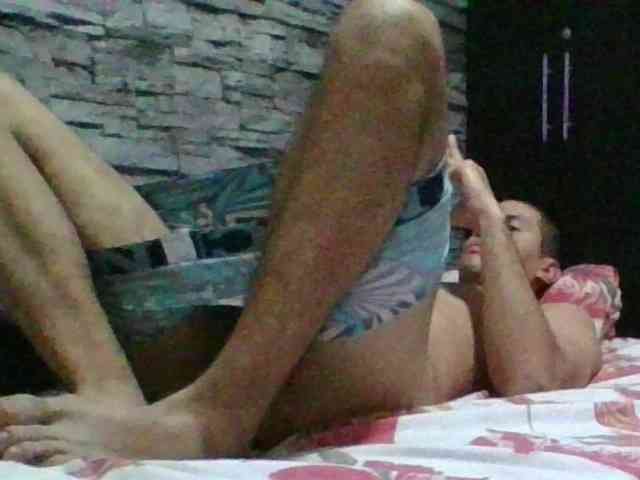 Sexylatin64