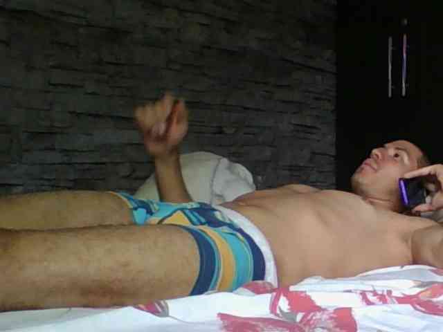 Sexylatin64