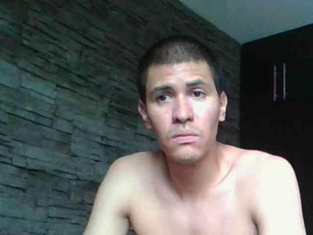 Sexylatin64