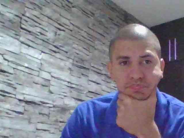 Sexylatin64