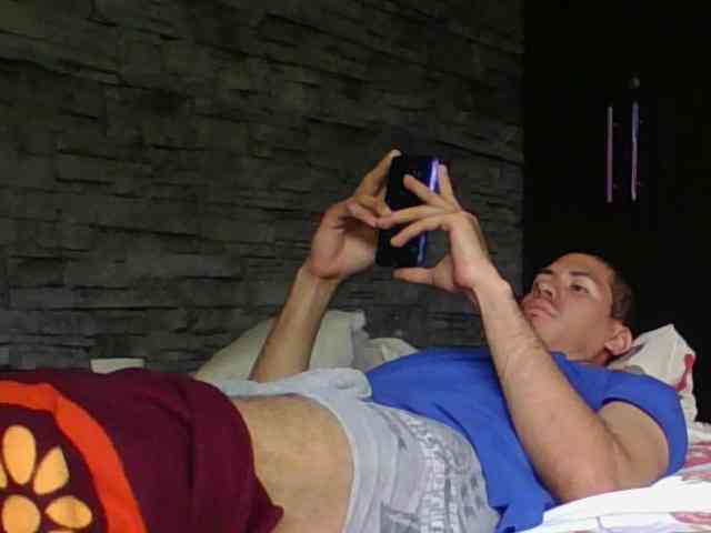Sexylatin64