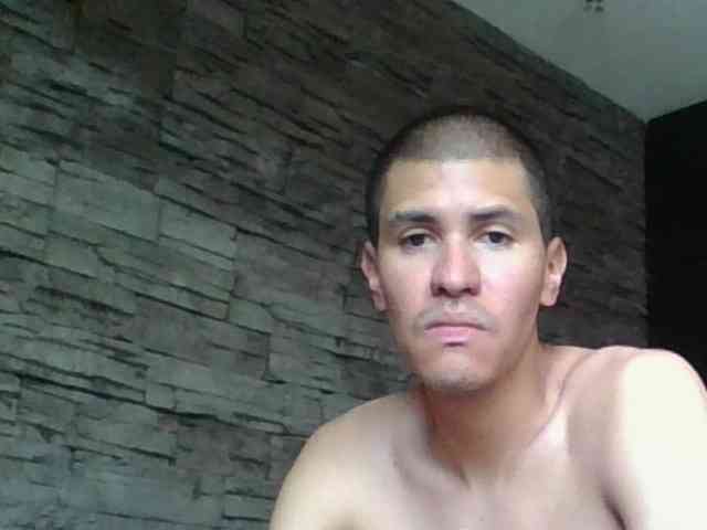 Sexylatin64