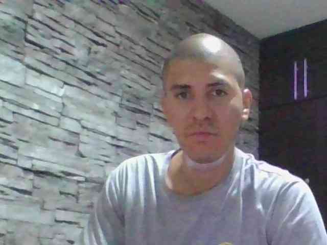 Sexylatin64