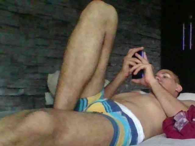 Sexylatin64