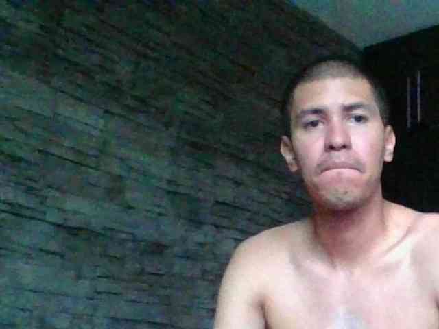 Sexylatin64