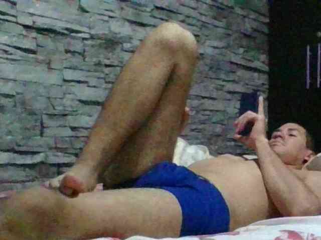 Sexylatin64