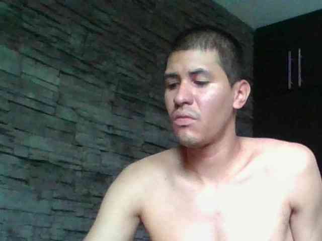 Sexylatin64