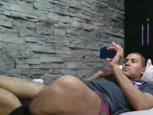 Sexylatin64