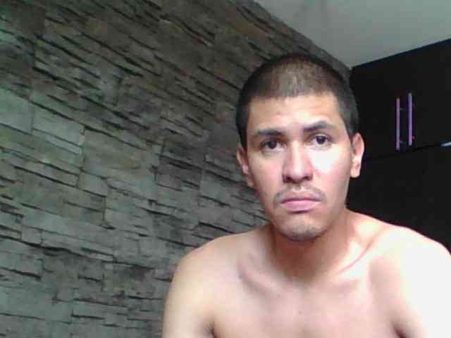 Sexylatin64
