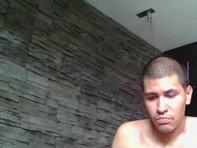Sexylatin64